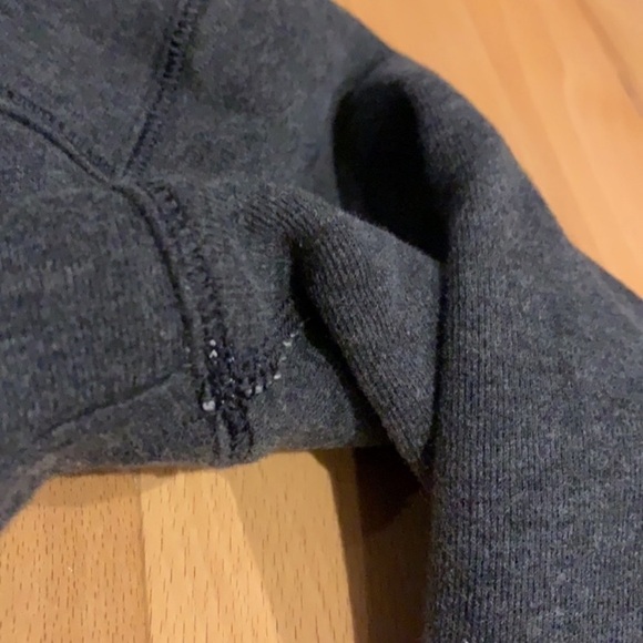 VEUC Lululemon Hug it Out Full Zip Up Dark Grey Sweatshirt / Jacket - size 6 - Picture 7 of 17